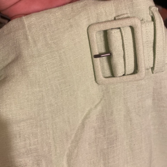 Abercrombie Linen Belted Shorts - Picture 4 of 5